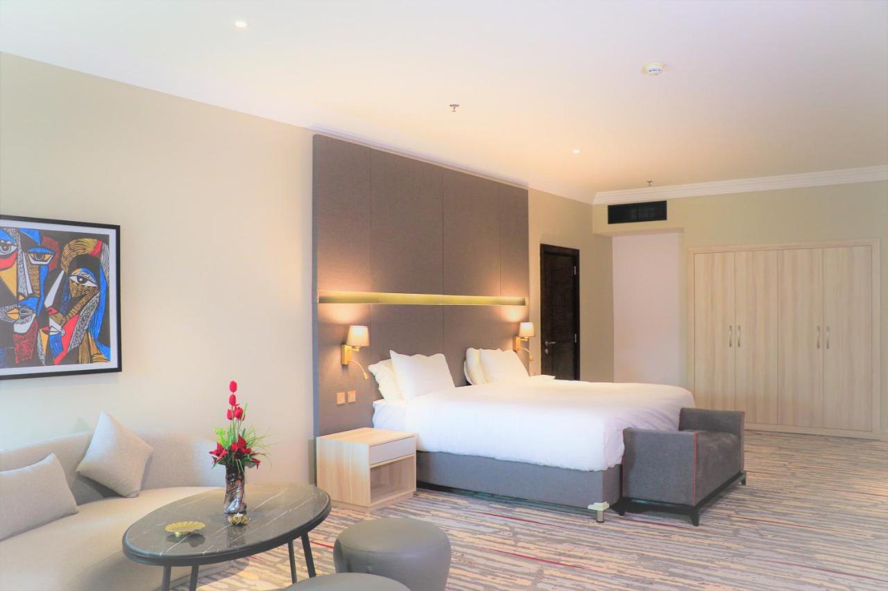Ramada By Wyndham Old Town Hotel Doha